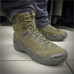 {{photo.Alt || photo.Description || 'Ботинки LOWANEDA MID'}}